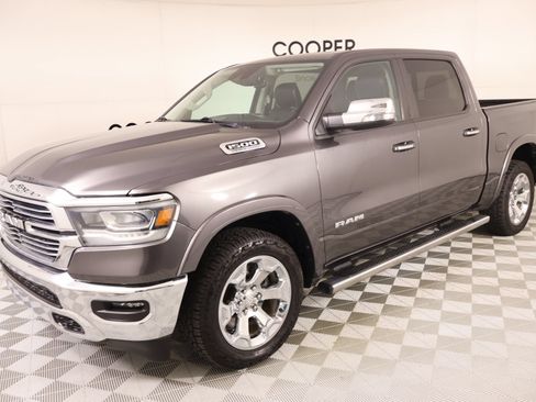 Used 2022 RAM 1500 Laramie AWD/4WD image 11