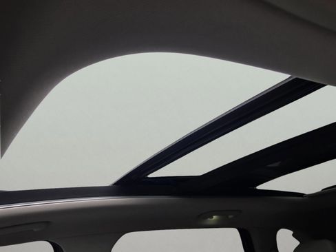 Used 2023 Kia Sorento S w/ Panoramic Sunroof Package image 42