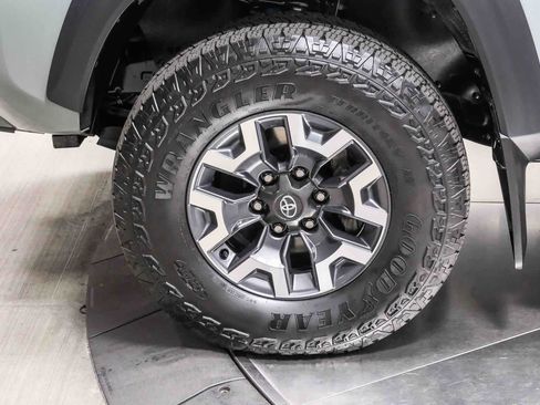 Used 2023 Toyota Tacoma TRD Off-Road AWD/4WD image 10