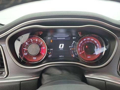 Used 2017 Dodge Challenger SRT Hellcat RWD image 19