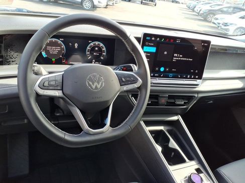New 2026 Volkswagen Tiguan SE AWD/4WD image 8