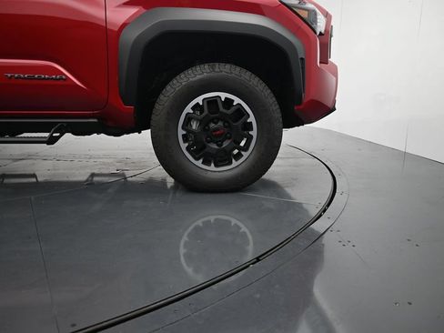 Used 2026 Toyota Tacoma TRD Off-Road AWD/4WD image 11
