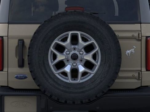 New 2025 Ford Bronco Badlands image 24
