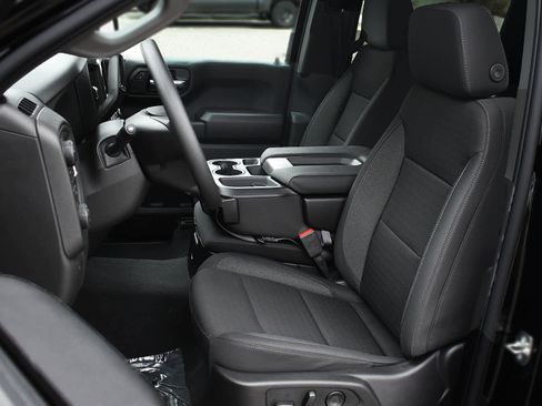 New 2026 Chevrolet Silverado 1500 Custom image 9