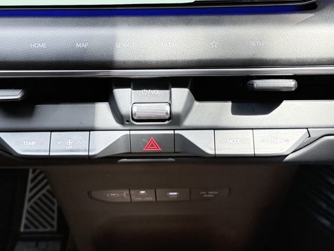 Used 2024 Kia EV9 GT-Line AWD/4WD image 66