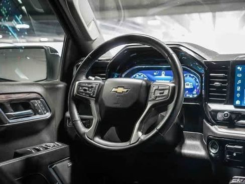 Used 2023 Chevrolet Silverado 1500 LTZ image 12