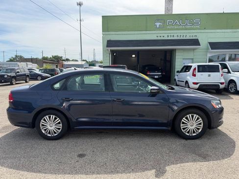 Used 2014 Volkswagen Passat 1.8T S FWD image 4