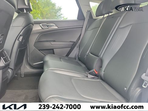 Certified 2024 Kia Sportage EX FWD image 15