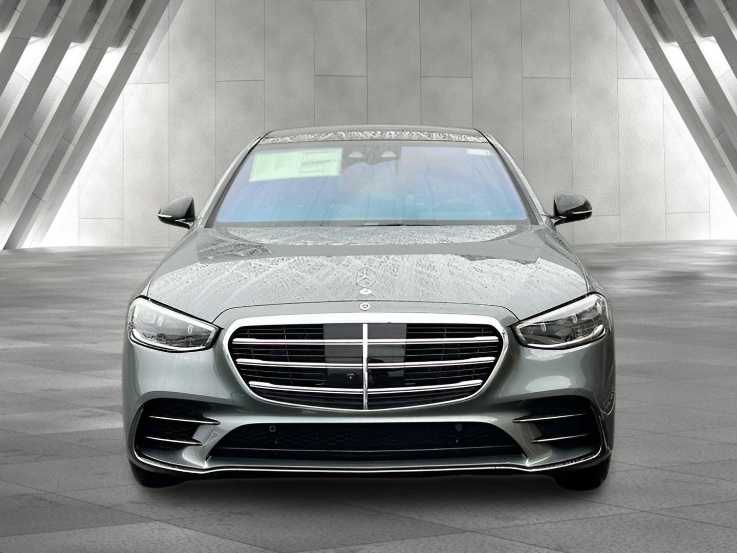 Used 2024 Mercedes-Benz S 580 4MATIC Sedan image 5