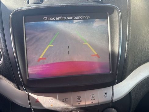 Used 2019 Dodge Journey GT image 16