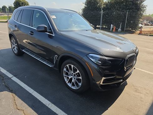 Used 2023 BMW X5 xDrive40i image 6