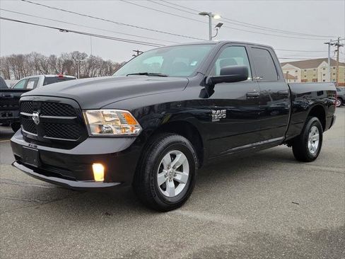 Used 2019 RAM 1500 Express image 3