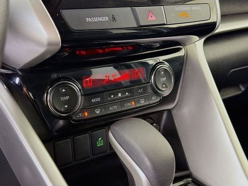 Used 2024 Mitsubishi Eclipse Cross SE AWD/4WD image 19