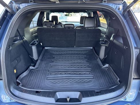 Used 2018 Ford Explorer XLT w/ Equipment Group 202A image 25