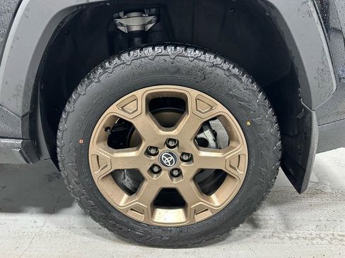 Used 2025 Toyota RAV4 Woodland Edition image 64