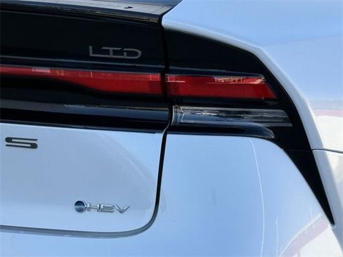 Used 2024 Toyota Prius Limited image 6