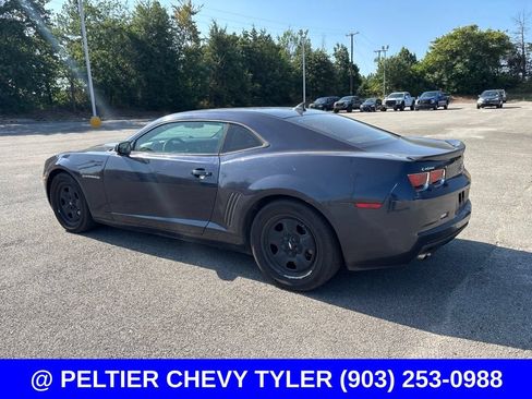 Used 2013 Chevrolet Camaro LS RWD image 5