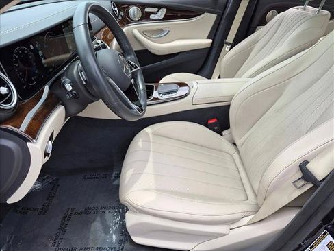 Used 2023 Mercedes-Benz E 450 4MATIC Sedan image 17