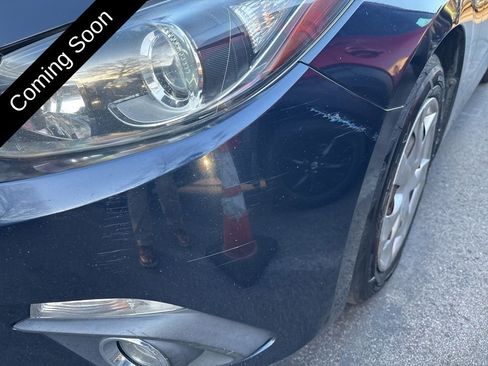 Used 2015 MAZDA MAZDA3 i Sport image 23