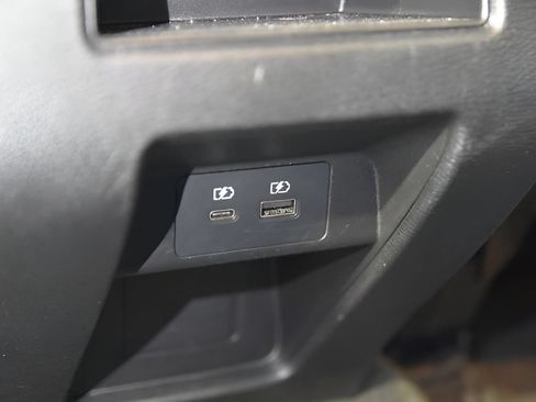 Used 2024 Mitsubishi Outlander SE FWD image 34