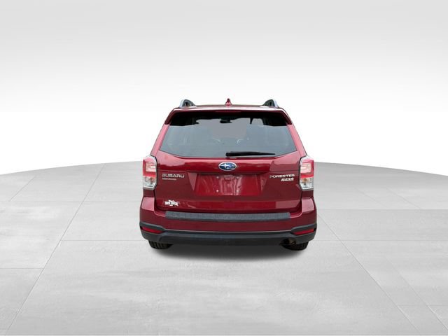 Used 2017 Subaru Forester 2.5i Premium w/ All-Weather Package AWD/4WD image 4