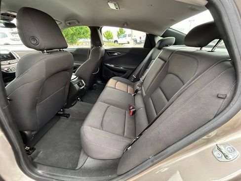 Used 2024 Chevrolet Malibu LT FWD image 27