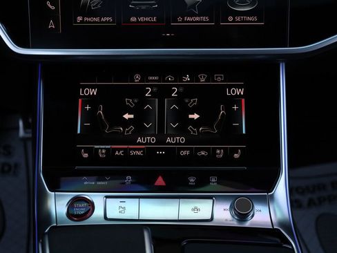 Used 2022 Audi RS 7 Sportback w/ RS 7 Executive Package image 40