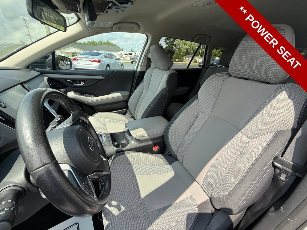 Used 2024 Subaru Outback Premium AWD/4WD image 14
