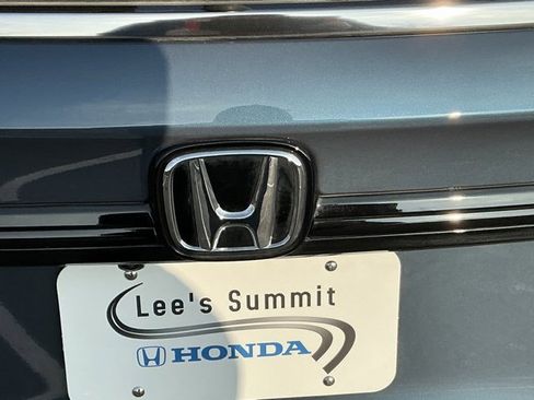 Used 2026 Honda Odyssey Touring image 5