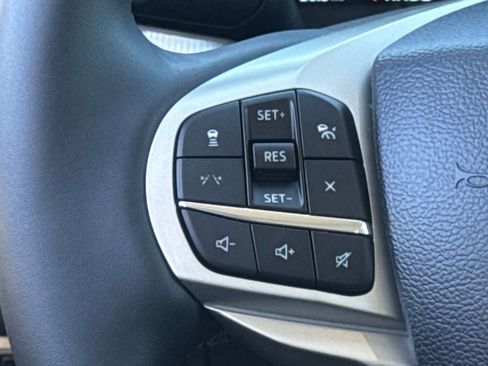 New 2026 Ford Explorer Active RWD image 22