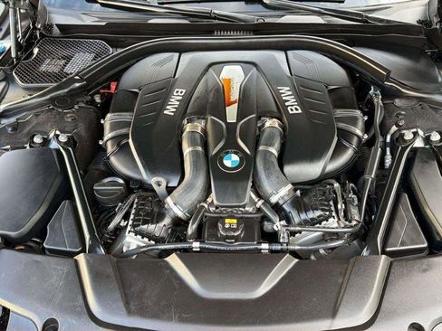 Used 2016 BMW 750i xDrive image 35