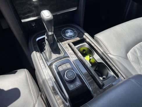 Used 2023 Nissan Armada Platinum w/ Captain's Chairs Package image 11