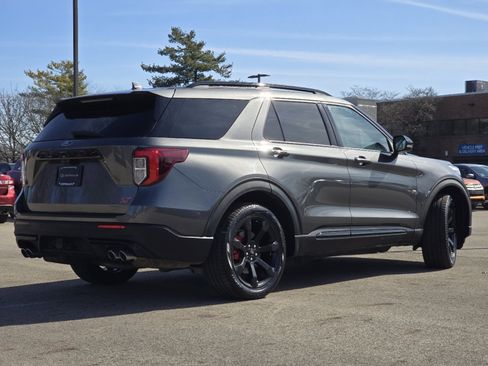 Used 2020 Ford Explorer ST w/ ST Street Pack image 22
