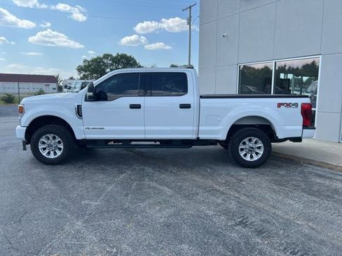 Used 2022 Ford F250 XLT w/ FX4 Off-Road Package image 7