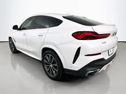 Used 2021 BMW X6 xDrive40i w/ M Sport Package AWD/4WD image 7