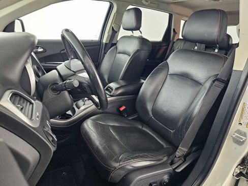 Used 2018 Dodge Journey GT image 23