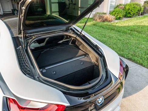 Used 2016 BMW i8 image 48