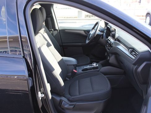 Used 2023 Ford Escape Active AWD/4WD image 12