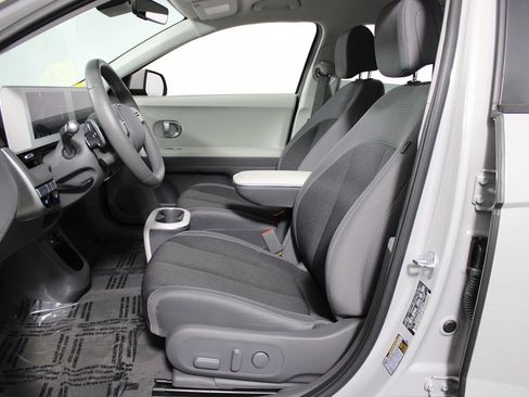 Used 2024 Hyundai Ioniq 5 SEL RWD image 7