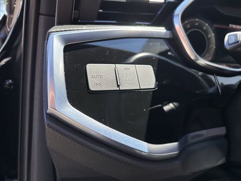 Used 2022 Audi Q3 2.0T Premium Plus AWD/4WD image 10