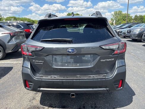 Certified 2022 Subaru Outback Premium AWD/4WD image 4