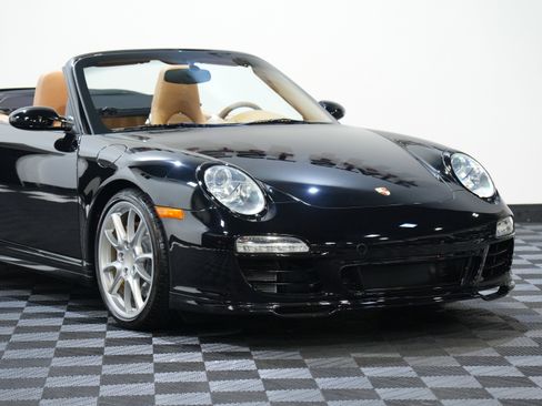 Used 2006 Porsche 911 Carrera 4S image 9