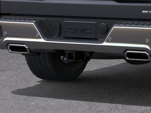 New 2026 GMC Sierra 1500 SLT image 30
