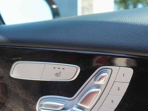 Used 2019 Mercedes-Benz E 300 image 30
