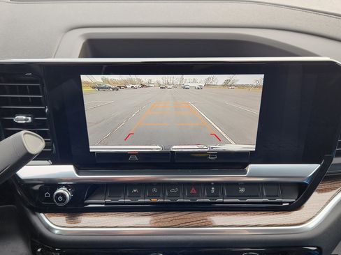 New 2026 GMC Sierra 1500 Elevation image 13