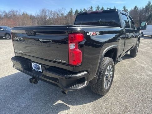 Used 2025 Chevrolet Silverado 2500 Custom w/ Custom Value Package AWD/4WD image 7