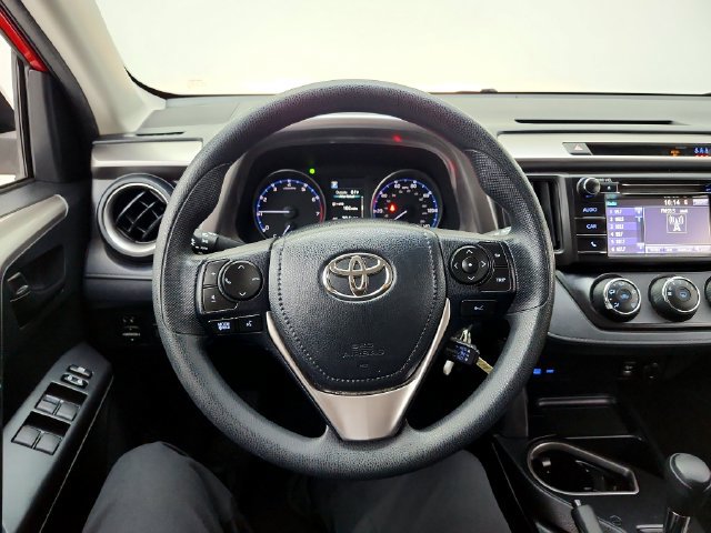 Used 2017 Toyota RAV4 LE w/ Carpet Mat Package AWD/4WD image 23