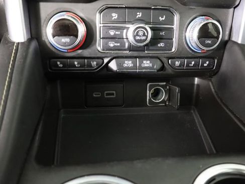 Used 2021 GMC Yukon XL SLT w/ SLT Premium Package image 55