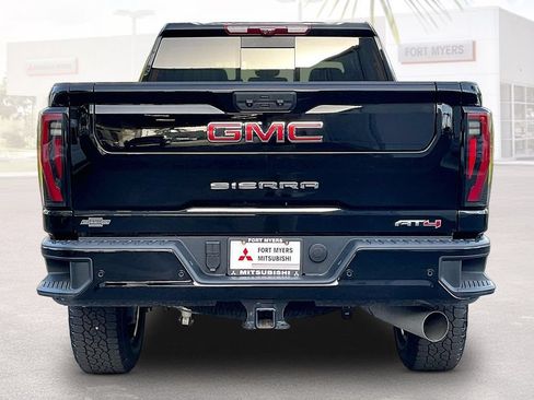 Used 2025 GMC Sierra 2500 AT4 w/ AT4 Premium Plus Package AWD/4WD image 16