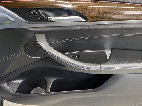 Used 2019 BMW X3 xDrive30i w/ Executive Package image 11